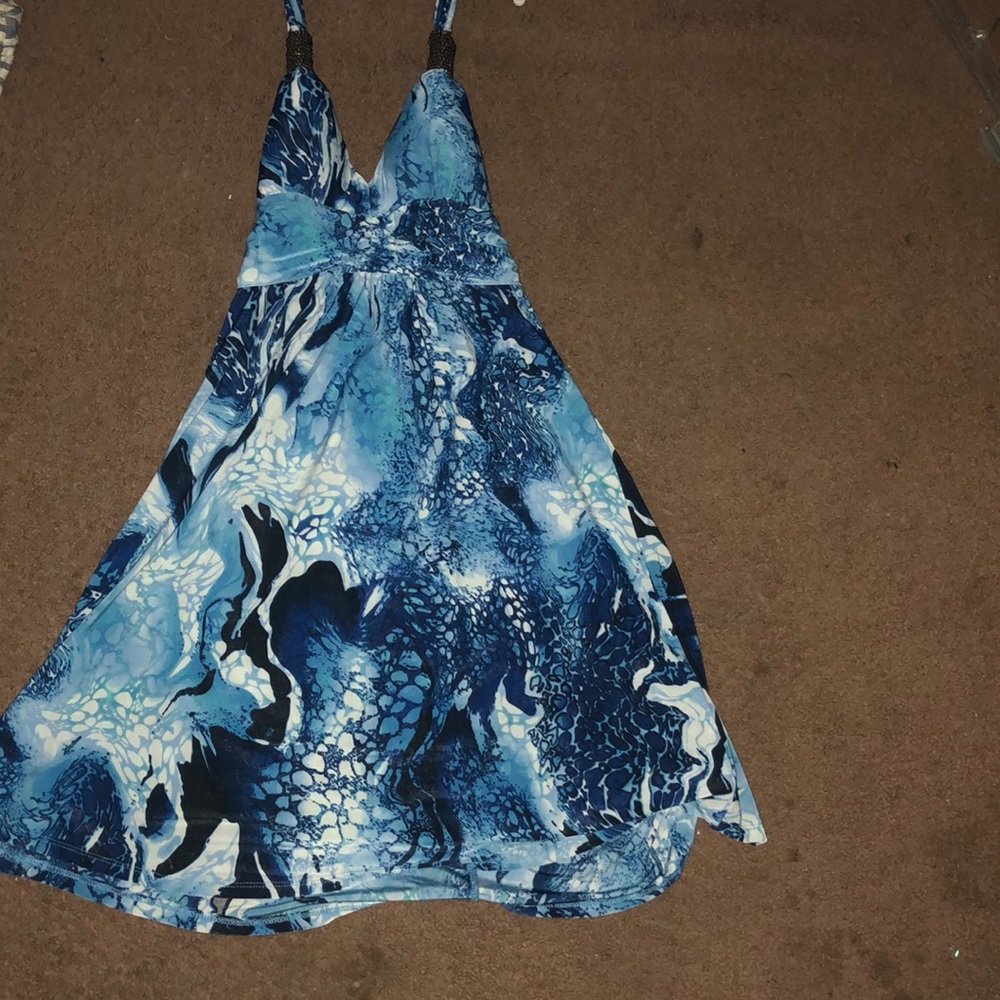 Multicolored blue around the neck dress